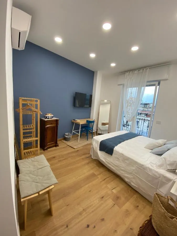Apartment Ferienwohnung Terrazza Panorama Centro Storico Neapel Italien